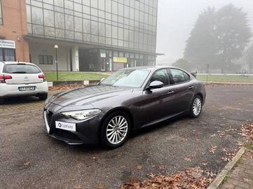 Alfa Romeo Giulia 2.2 t Business Sport Launch