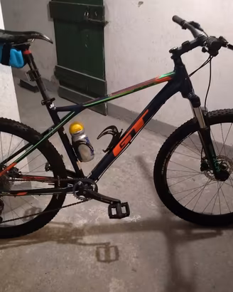 MTB taglia L modello GT Avalanche