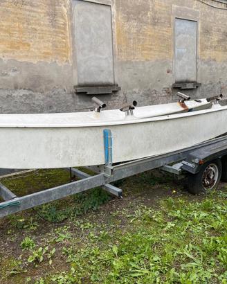 Catamarano a vela