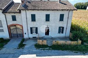 3 LOCALI A MOROZZO