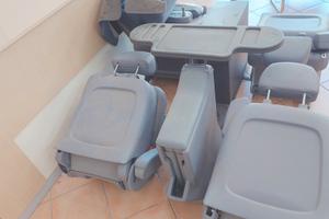 allestimento sedili Mercedes V220 Ambiente 