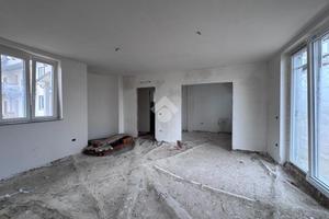 VILLA A SCHIERA D'ANGOLO A MOTTA VISCONTI