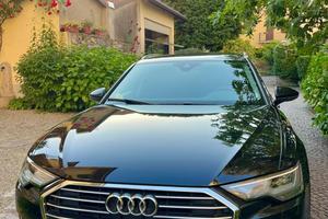 Audi A6 Avant 40  2. 0 mhev