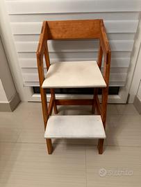 Seggiolone per bambini in legno