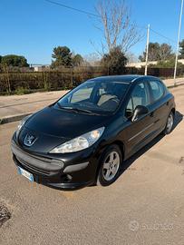 PEUGEOT 207 HDi
