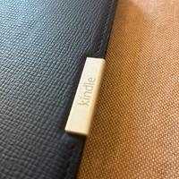 Cover originale in pelle blu Kindle 6gen