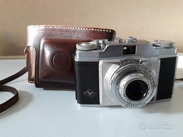 fotocamera vintage analogica 