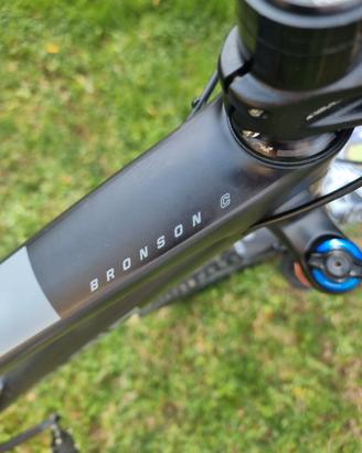Santa Cruz - Bronson Carbon C XE