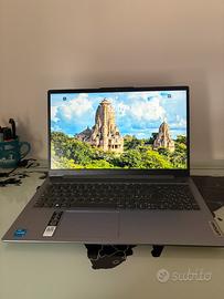 LENOVO IdeaPad Slim 3 15IAH8 - Type 83ER