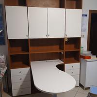 libreria con scrittoio