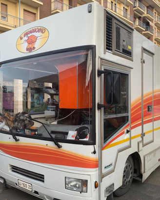 Attività ambulante: polleria e rosticceria