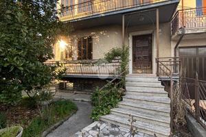 CASA SEMINDIPENDENTE A SOLESINO