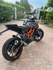 KTM duke 125 2021