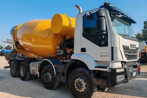 Iveco Trakker 500 Betoniera 8x4 E6