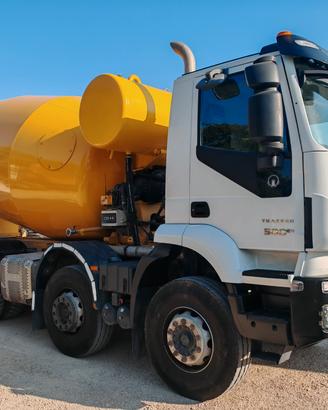 Iveco Trakker 500 Betoniera 8x4 E6