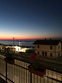 Palombina - fronte mare ( rif. e96-3410)