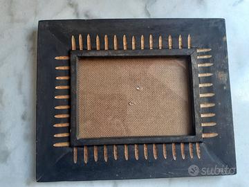 cornice in legno stile etnico