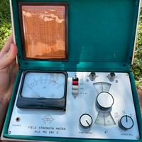 MISURATORE INTENSITÀ DI CAMPO