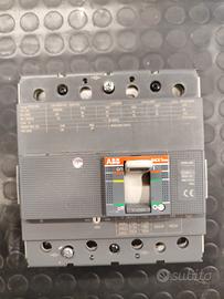 interruttore ABB 250 A