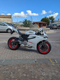 Panigale 899