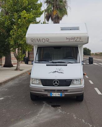 Camper Rimor Superbrig 729