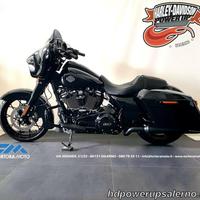 HARLEY DAVIDSON Street Glide 114 1868 Street Glide