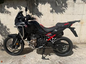 Honda Africa twin  2022 in Garanzia Full Accessori