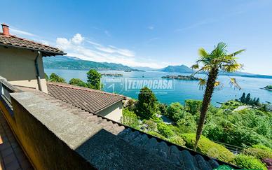 BILOCALE CON VISTA A STRESA