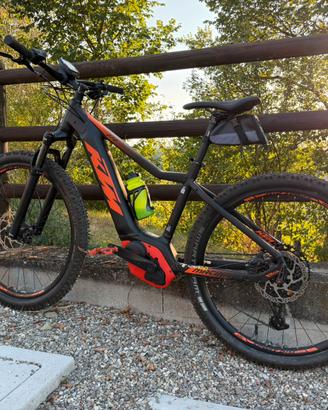 Mountain bike ktm macina race 273