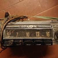 Autoradio d'epoca varie e antenna retrattile