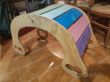 Dondolo montessoriano