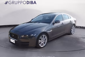 Jaguar XE Diesel 2.0d Pure 180cv auto