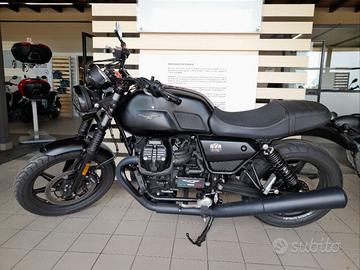 Moto Guzzi V7 III STONE
