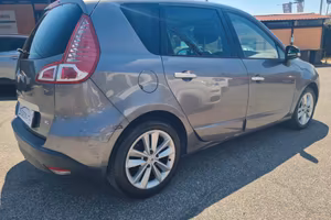 Renault Scenic 1.5 dCi 110CV *NAVI*TETTO*GANCIO