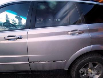 PORTA POSTERIORE SINISTRA PER KYRON ANNO 2006