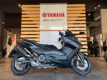 Yamaha T Max 560