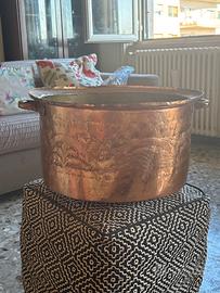 Contenitore per legna in rame
