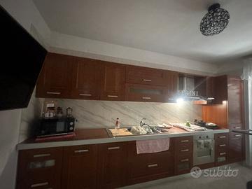 Arredamento cucina in legno