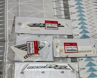Adesivi originali honda cbr 1000 rr 04 07