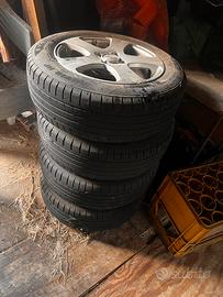 Cerchi e gomme fiat grande punto