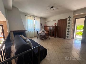 PORZIONE DI BIFAMILIARE A AVEZZANO