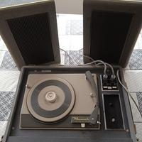 Giradischi a valigia vintage Monarch