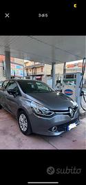 Renault clio V serie anno 2015 auto