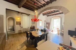 Appartamento di 105 m² con 4 locali a Firenze