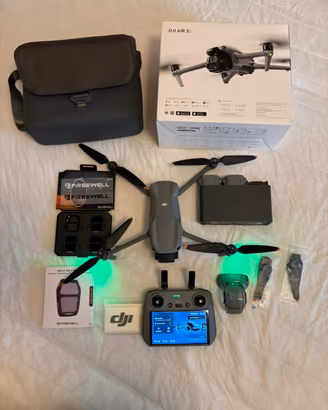 DJI AIR 3S FLY MORE COMBO - DJI RC 2