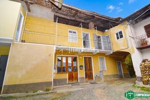 TERRATETTO CON CORTILE PRIVATO