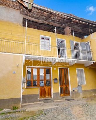 TERRATETTO CON CORTILE PRIVATO
