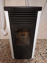 Stufa pellet Ravelli
