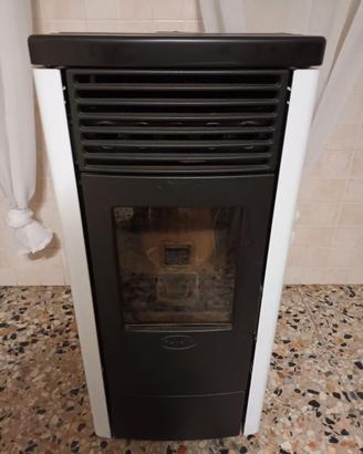 Stufa pellet Ravelli