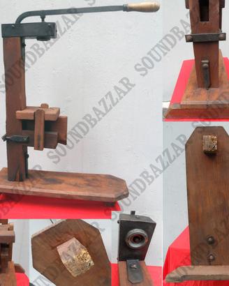 ANTICA TAPPATRICE IN LEGNO